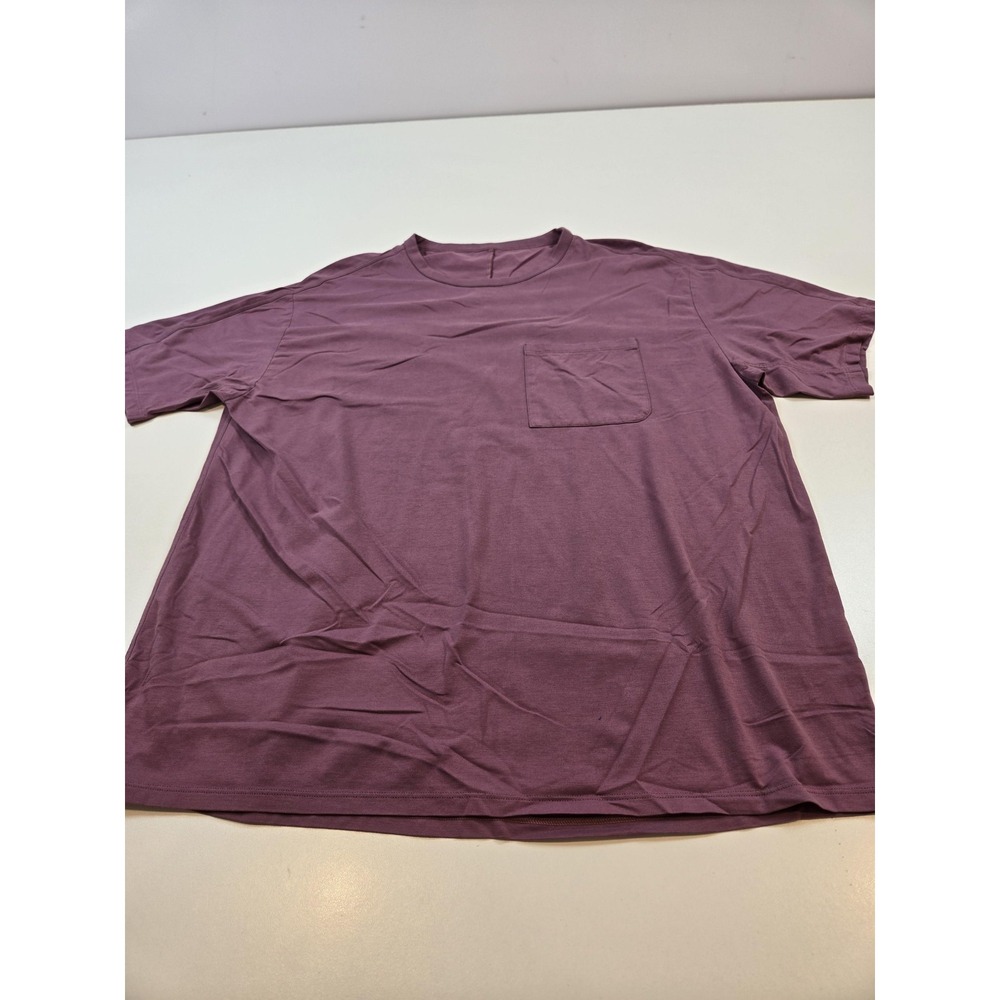 Lululemon Shirt Mens Large Purple Pocket Tee Short Sleeve Athletic Logo
